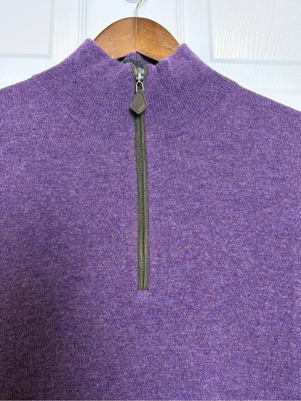 Neiman Marcus Nano Cashmere 100% Cashmere Quarter Zip Sweater Purple | Size M